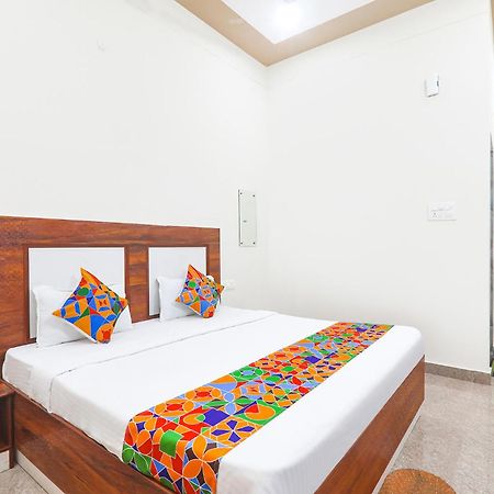 Fabhotel Shree Venkatesh Nileyam Ayodhya Экстерьер фото